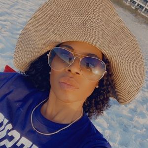 Meet your Posher, Dwanne